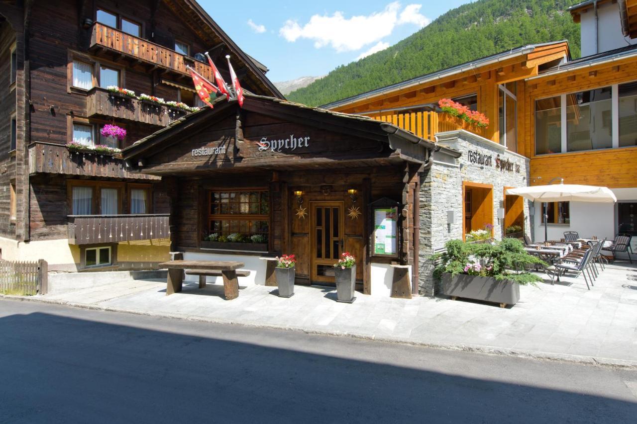 Swissflair Apartments Zermatt Bagian luar foto