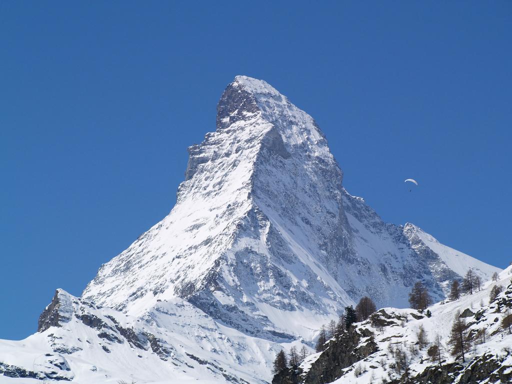 Swissflair Apartments Zermatt Bagian luar foto